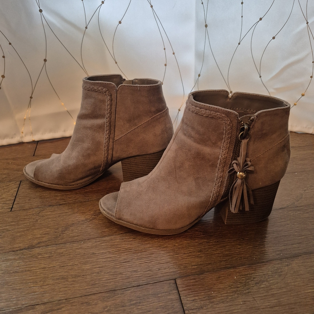 Brown Ankle Boots with Tassel Detail
